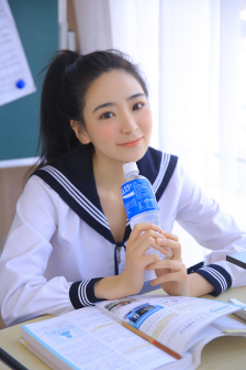 色动画片